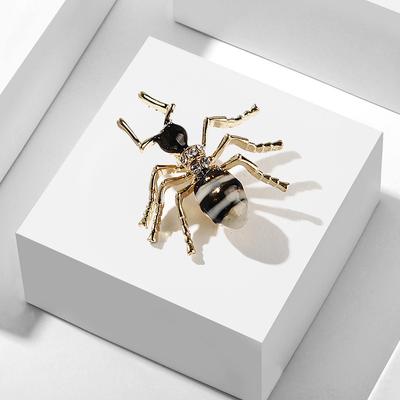 Fashion Enamel Alloy Women's Brooch Pins Clothing Accessories Vintage Minimalist Metal Inlaid Rhinestone Ant Brooches for Women