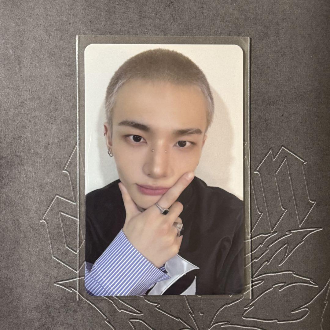 

[USED] straykids Hyunjin bonus trading card popup