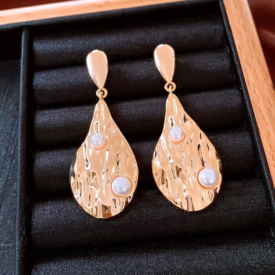 Silver Needle Diamond Oval Pendant Fringed Earrings Medieval Vintage Court Style Stud Earrings Light Luxury Retro Earrings