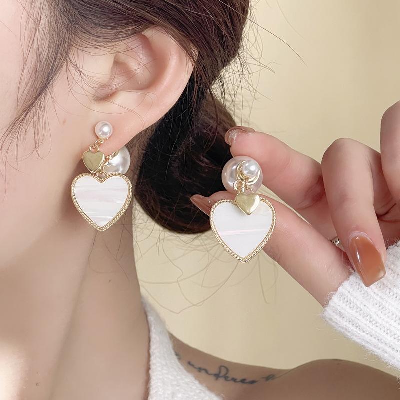 Elegant White Shell Heart Pearl Earrings For Women Sweet Gold Tone Dangle Earrings