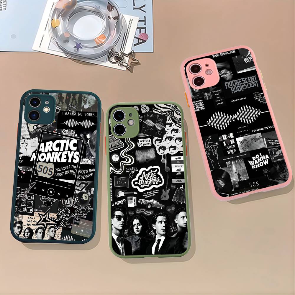 Rock Band A-Arctic M-Monkeys Phone Case For IPhone 16 15 14 13 12 11 Pro Max Plus X XS MAX Black Matte Phone Fundas
