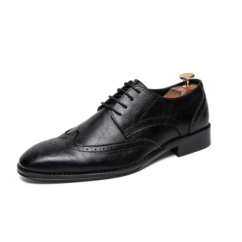 Large Size 2025 Spring Men's Shoes Pointed Leather Shoes British Trend Casual Retro Resistant Leather Shoes