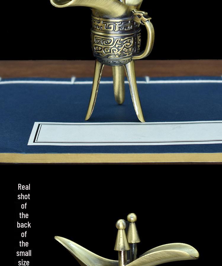 Antique Imitation Bronze Qianlong Jue Cup – Three-Legged Wine Vessel for Weddings and Film Props