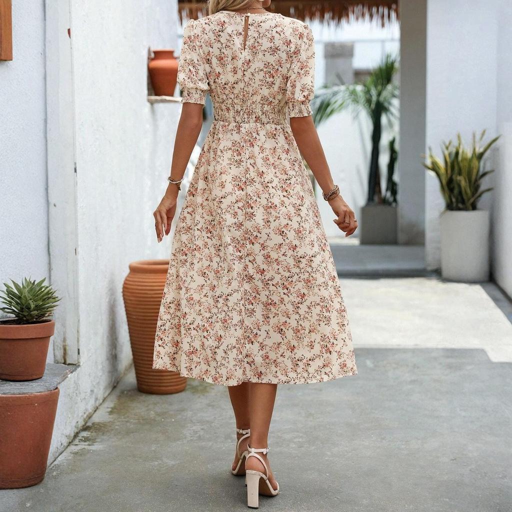Women's Fashionable Round Neck Short Sleeved Floral Print Holiday Casual Dress