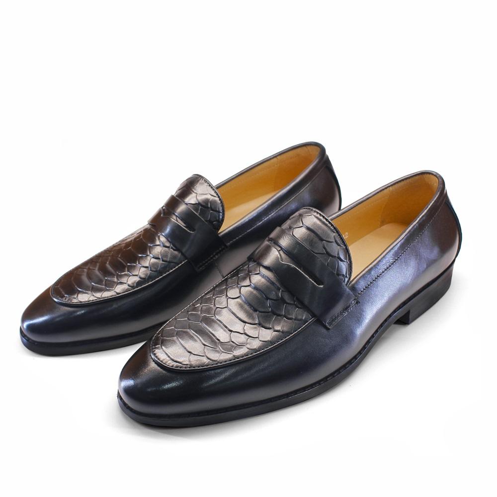 Fashion Men's Large Size Leather Casual Shoes Luxury Fashion Moccasin Loafers Business Dress Shoes Comfortable Slip-On