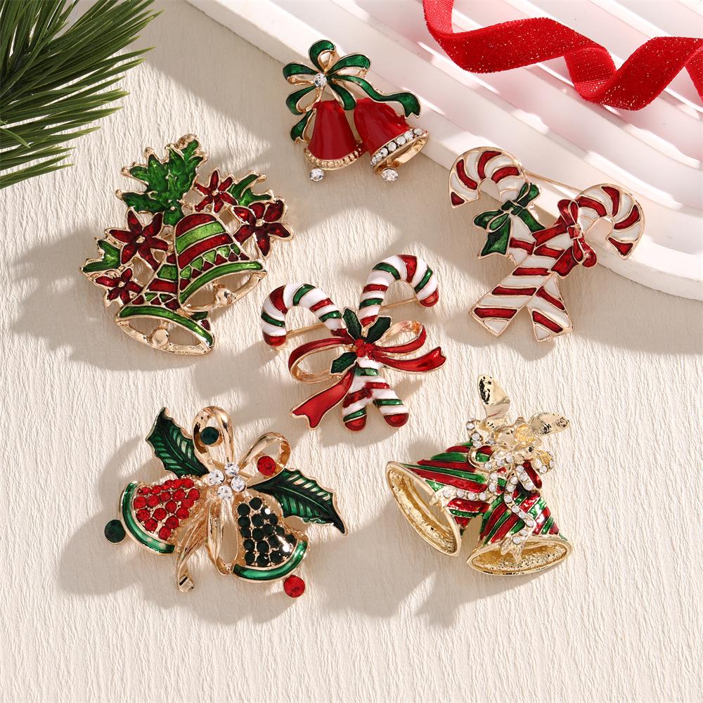Creative Enamel Christmas Brooch: Festive Fashion Accessory and Sweet Clothing Decoration