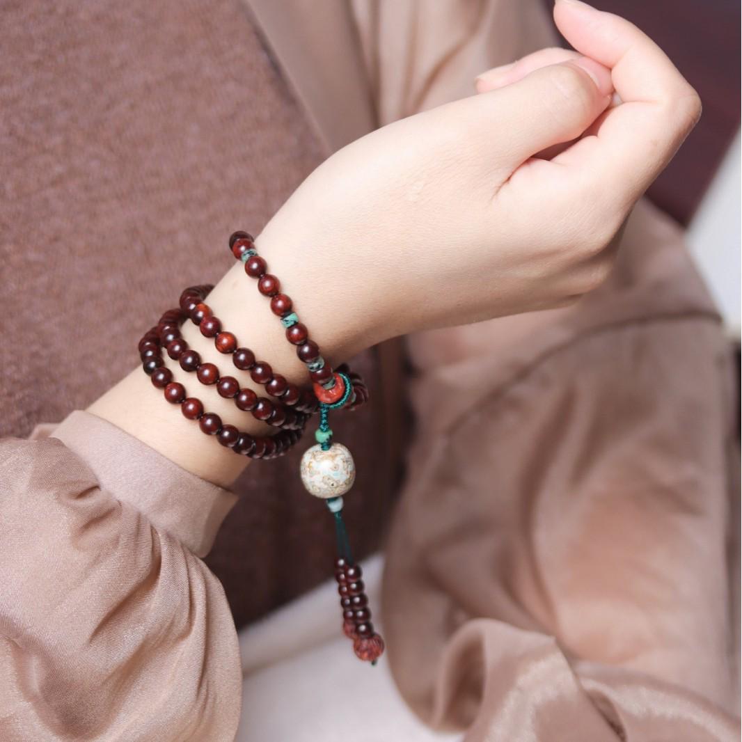 

Women s Multi-Turn Natural Rosewood & Sandalwood Buddhist Beads Bracelet