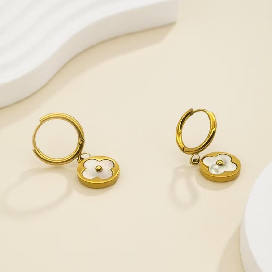 Elegant Four-Leaf Clover Earrings - Korean Celebrity-Inspired, High-Class Design, 2025 Trendsetter