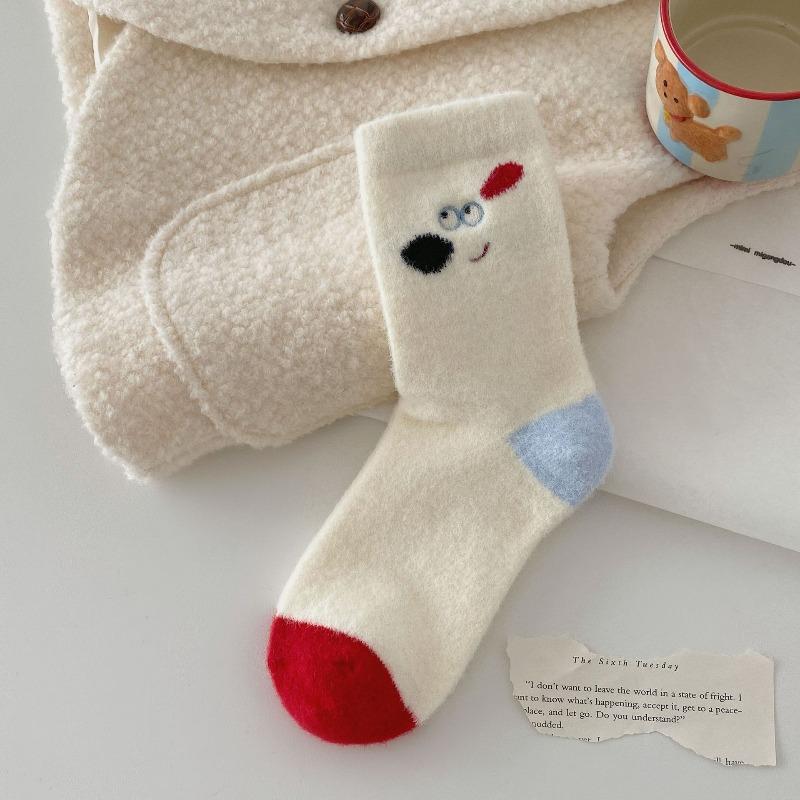 Autumn and Winter Cartoon Australian Fleece Thickened Warm Home Mid-tube Cute Plush Dog with Dotted Bow Embroidery Socks for Girls