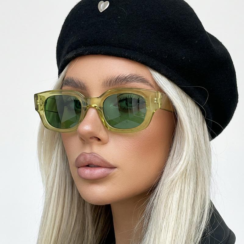 Unisex Fashion Trendy Retro Vintage Sunglasses Small Frame Oval Narrow Sunglasses for Street Photography UV Protection