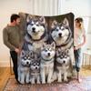 Cozy Husky Family Flannel Blanket – Soft & Warm Siberian Husky Print with Adorable Puppies, Perfect for Bedroom or Sofa Decor, All-Season Co