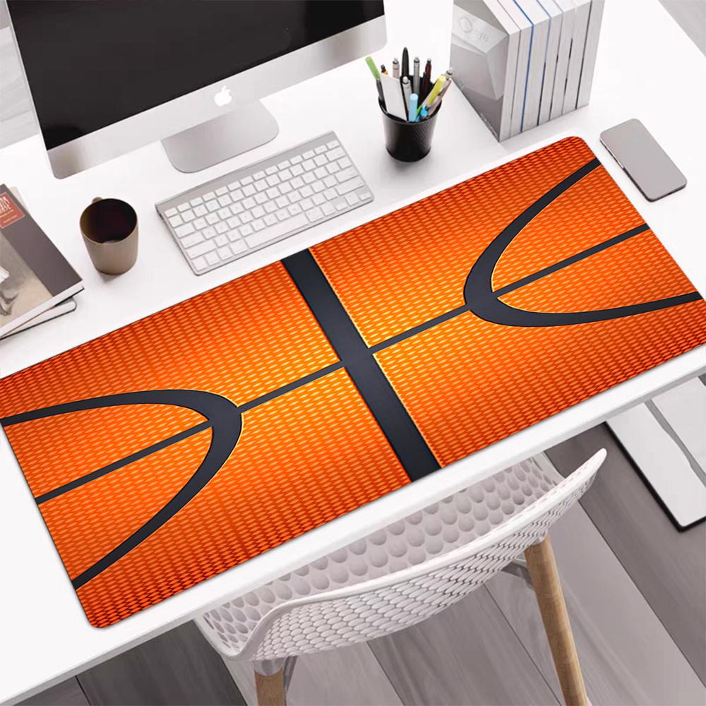 Basketball-Thema Mauspads, Rutschfeste Gummiunterseite, Multifunktionales Büro- & Wohnraumdekor, Perfekt zur Personalisierung des Arbeitsplatzes.