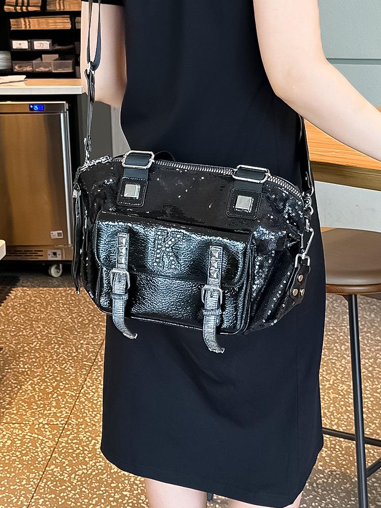Luxusní dámská crossbody kabelka z roku 2025: Velká kapacita, evropská a americká móda, ideální pro maminky