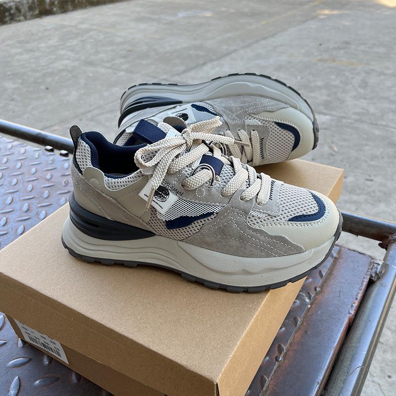 

Обувь для папы, осенняя женская кожаная новая модная обувь, женская повседневная обувь с дезодорантом, универсальные кроссовки для бега на толстой подошве