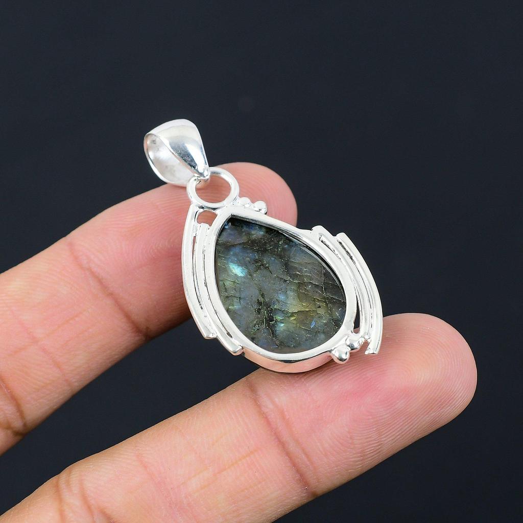 Easter Deal Labradorite Gemstone Elegant Engagement Pendant Jewelry 925 Silver