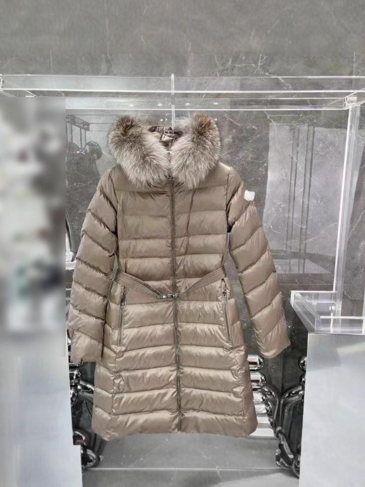 New product specials are non-refundable, high-version Mongolian women's medium and long metal buckle waist fur collar hooded.