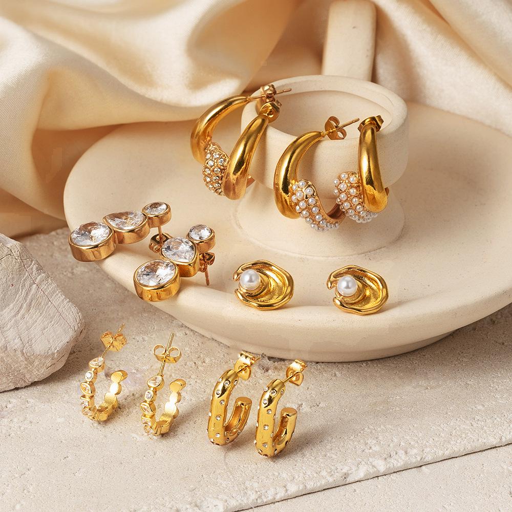 European & American Style Zirconia 18K Gold-Plated Stainless Steel Stud Earrings for Women