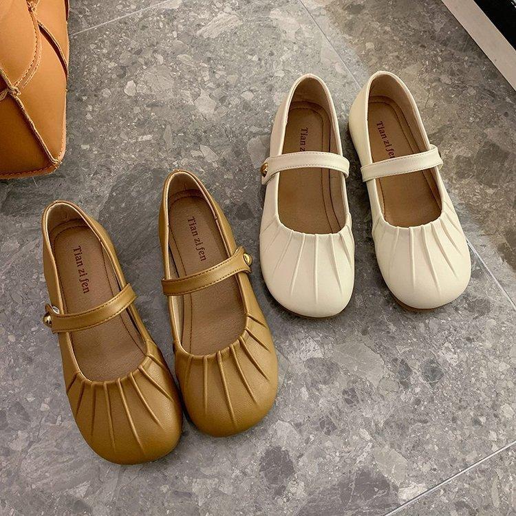 Autumn and Winter Lady Shoes Spring Rustic Pleated Soft Bottom Moe Big Head Commuting Women's Shoes