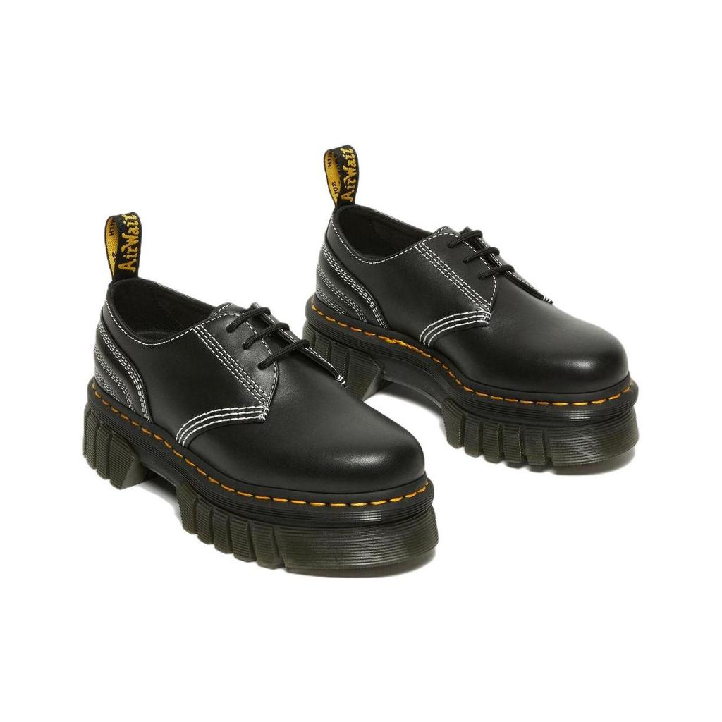 Dr. Martens Quilted Wheel 3 Eyelet Low Top Casual Shoes Unisex Casual Shoes Black 27812001