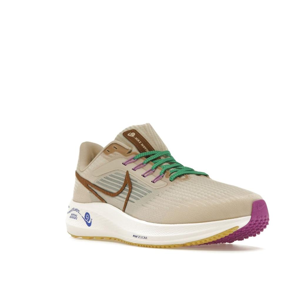Nike Air Zoom Pegasus 39 Premium Moving Company Men Sneakers Cream Sanddrift Coconut-Milk DV8922-100