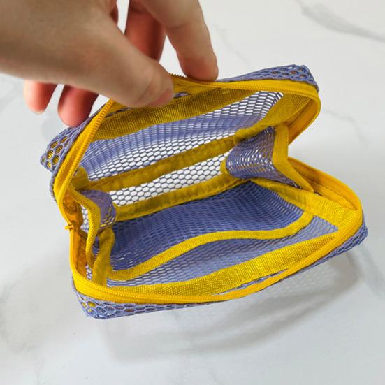 Small Mesh Toiletry Bag Portable Cosmetic Organizer Pouch Travel Makeup Bag for Women Lipsticks Brushes Keys Coins Storage