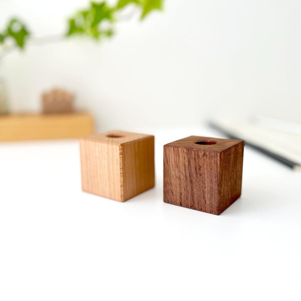 KATOMOKU Držák na Ploom TECH pero (Lze použít také jako stojan) km-29NA 45x45x45mm Dřevěné stavební kostky