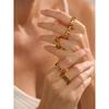 Yhpup FAM VATER SCHWESTER BRUDER MUTTER Statement Guss Familienbuchstaben Ring Edelstahl Textur Goldfarbe Attraktiver Schmuck 18 Karat PVD Beschichtet