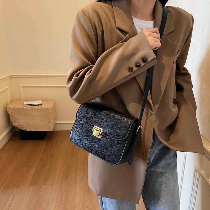 Fashion Small Square Bag Women's New Messenger Bag Versatile Shoulder Armpit Bag