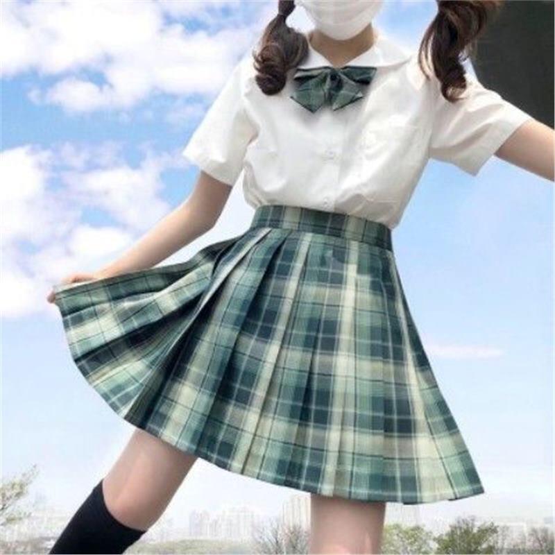 12-Year-Old Girls' Cute Yamabuki Check Sailor Uniform: Navy Skirt & Short Sleeve Top
