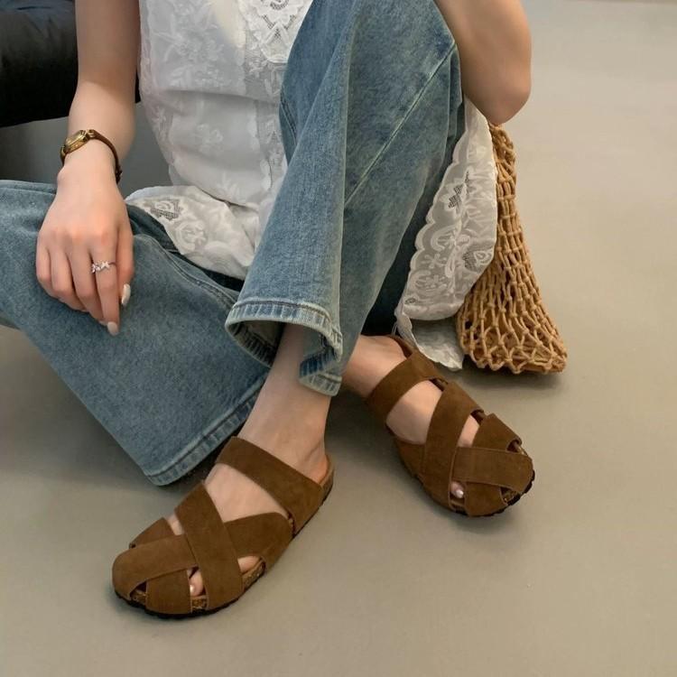Soft flat-bottomed lazy person pedal bag head half slippers outer wear women's shoes 2025 summer new niche hollow cool slippers