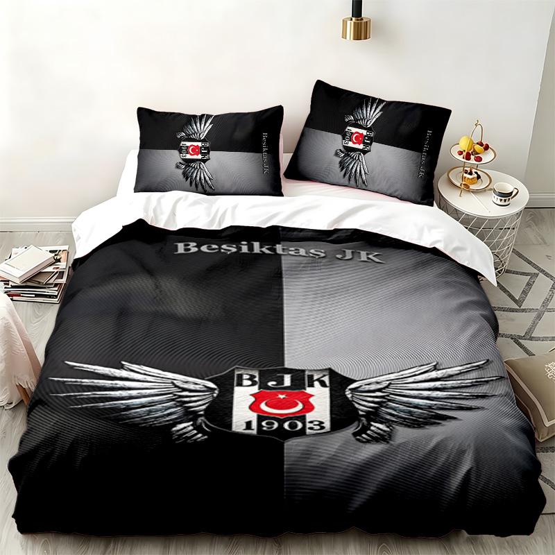 Besiktas JK 3-delige set Perfect voor gebruik in de slaapkamer Comfortabele beddengoedset bevat een dekbedovertrek en twee kussenslopen Ideaal verjaardags- of kerstcadeau
