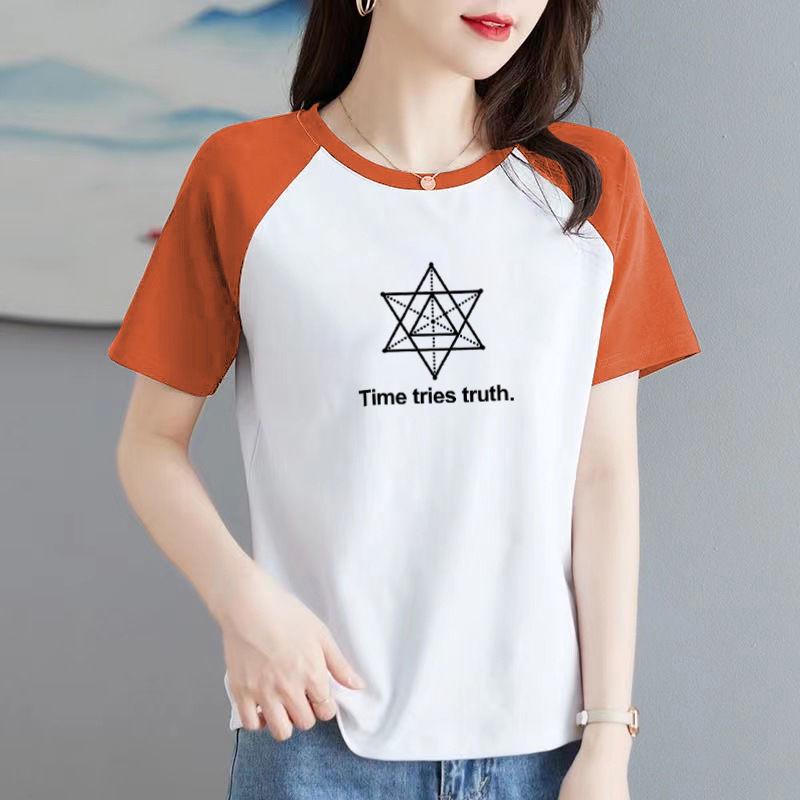 

Женская летняя футболка 2025 года с цветными блоками, свободного кроя, с коротким рукавом - Приталенная, из чистого хлопка, в корейском стиле, трендовый топ S (recommended for 70-95 jin)