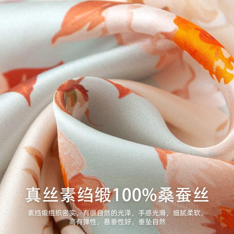 2026 New Fashion Womens Mulberry Silk Scarf Elegant Square Shawl Lightweight Versatile Trendy Accessory