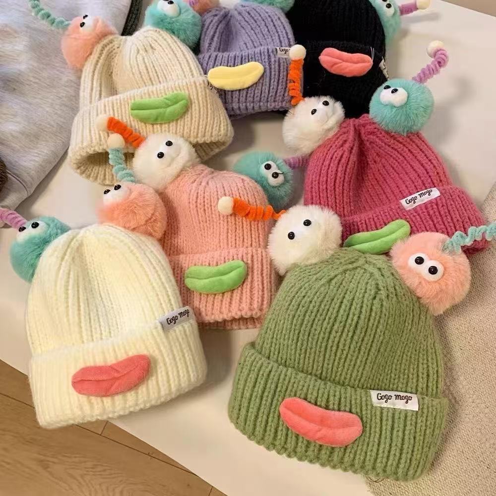Autumn and winter warm ugly cute funny cartoon sausage mouth wool hat female cute big head circumference knitted ear protection hat tide