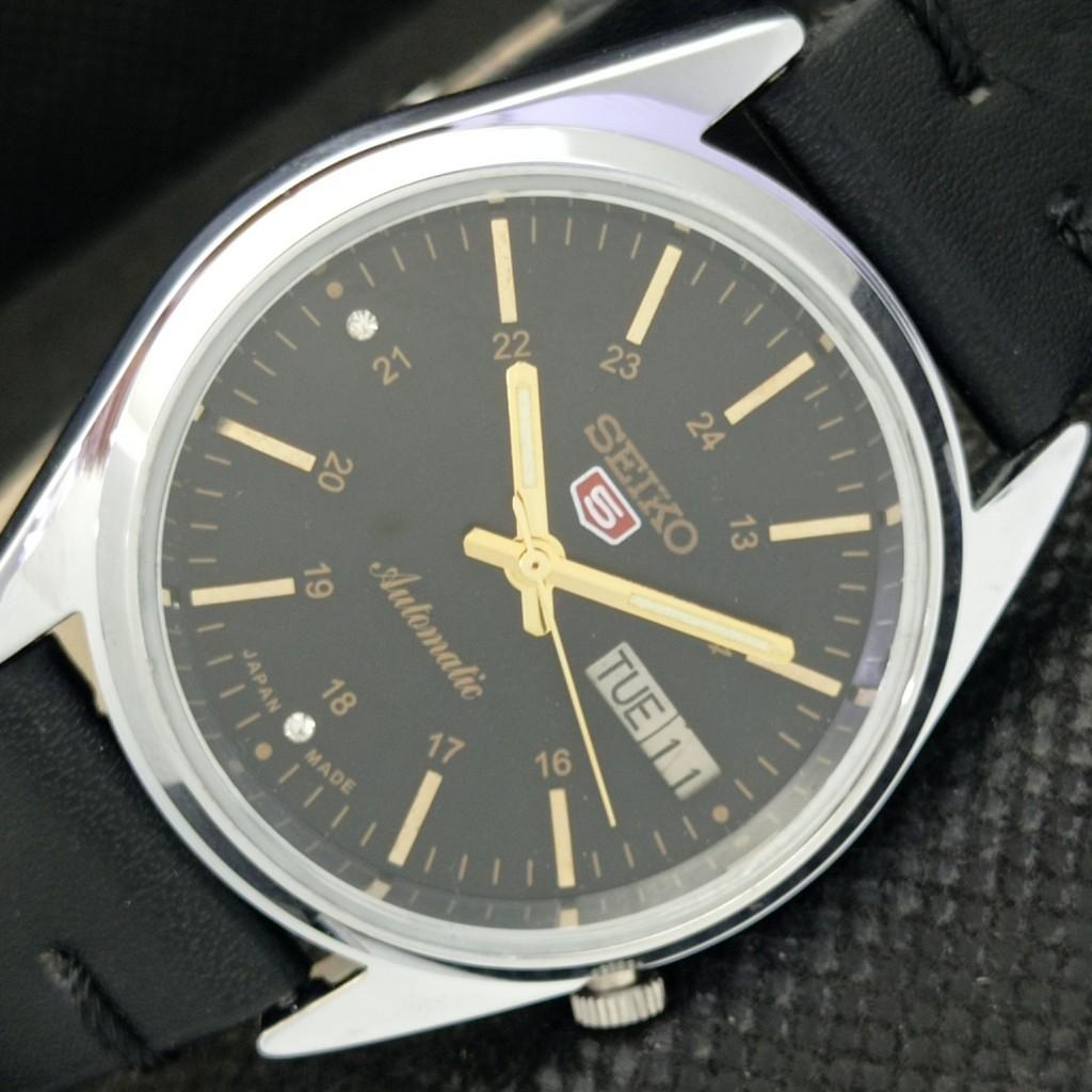 

ВОССТАНОВЛЕННЫЕ ВИНТАЖНЫЕ SEIKO 5 AUTO 7009A ЯПОНИЯ МУЖСКИЕ ЧАСЫ D/D ЧЕРНЫЕ 593a-a311218-9 SKU593a-a311218