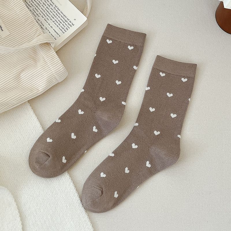 

Spring and Autumn Trendy Mid-calf Socks for Girls, Pile Socks, Casual and Versatile Long Socks for Girls 1 pair темно-коричневого кольору