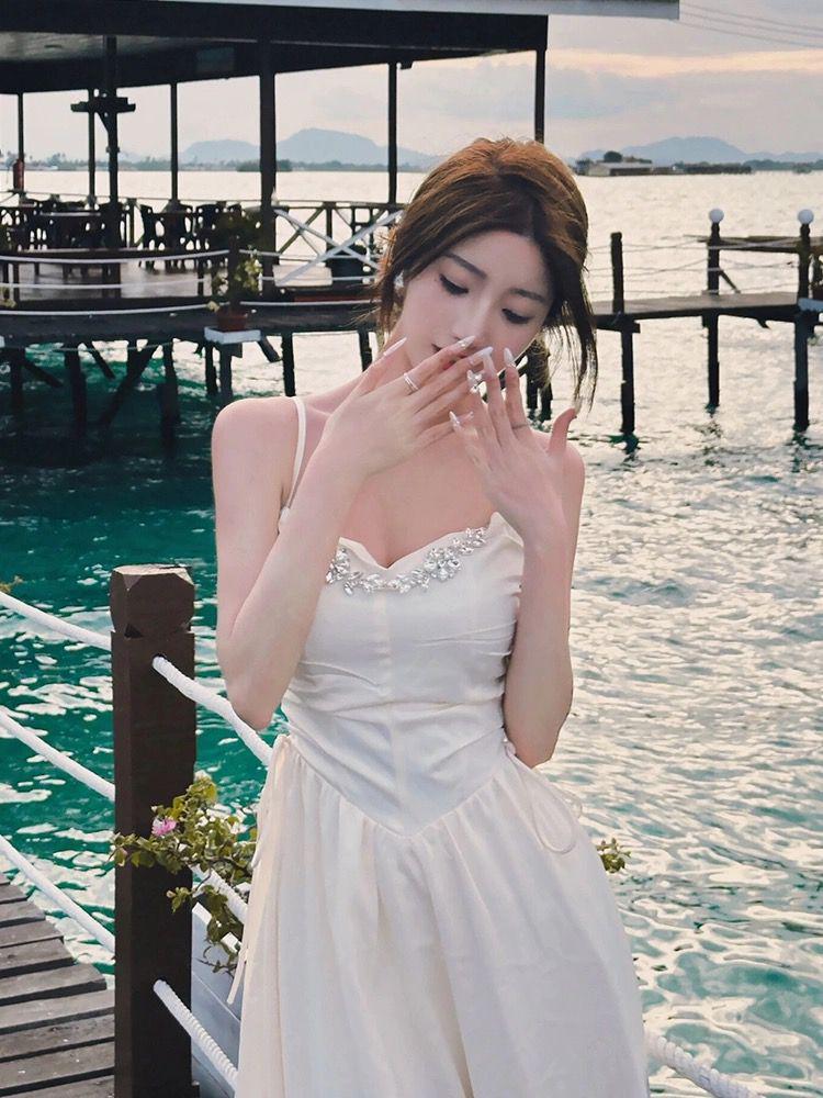 Elegant Rhinestone Strappy Dress - French Style Waist-Cinching Party Gown L бежевый