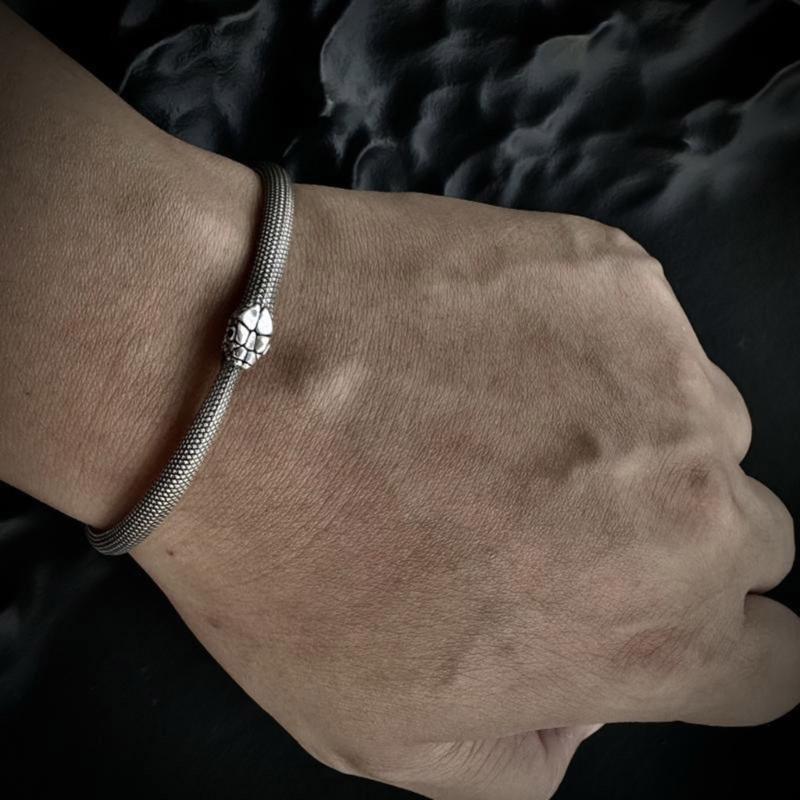 Elegant Alloy Craftsmanship Ouroboros Bracelet Symbolic Daily Wear Bangle Mystical Jewelry for Party Wear