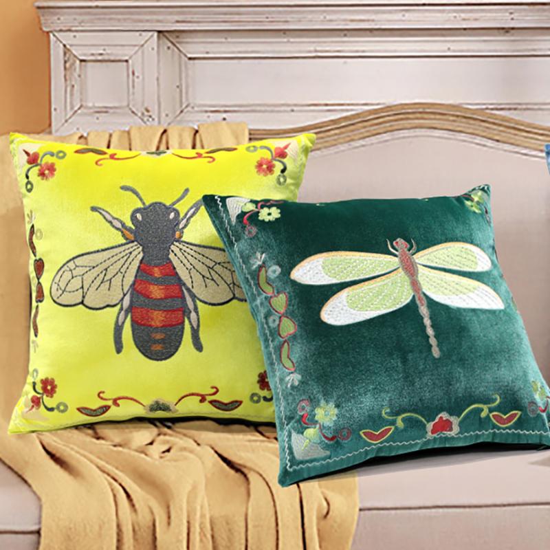 European Cushion Cover Animal Bee Embroidery Pillowcases Exquisite Cojines Decorativos Para Sofa Decorative Pillows Cushions