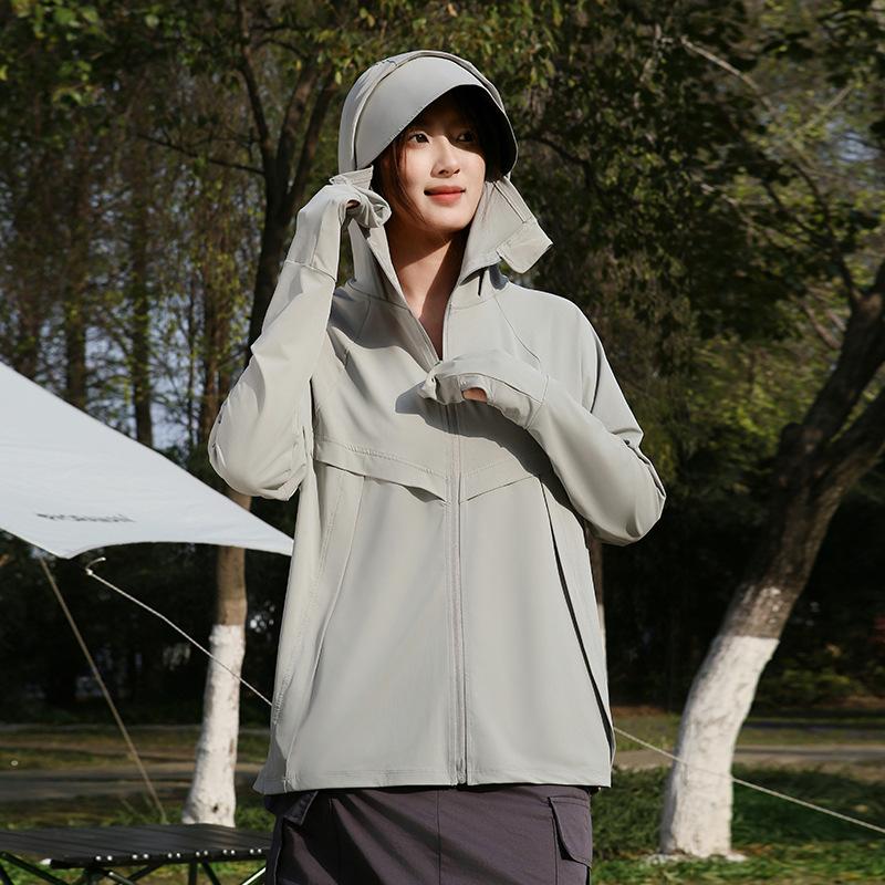 Fingertip Vinyl Brim Sunscreen Clothing for Women's Summer UV Protection, Cold Silk, Cool Feeling, Light and Breathable, Loose Sunscreen Clothing