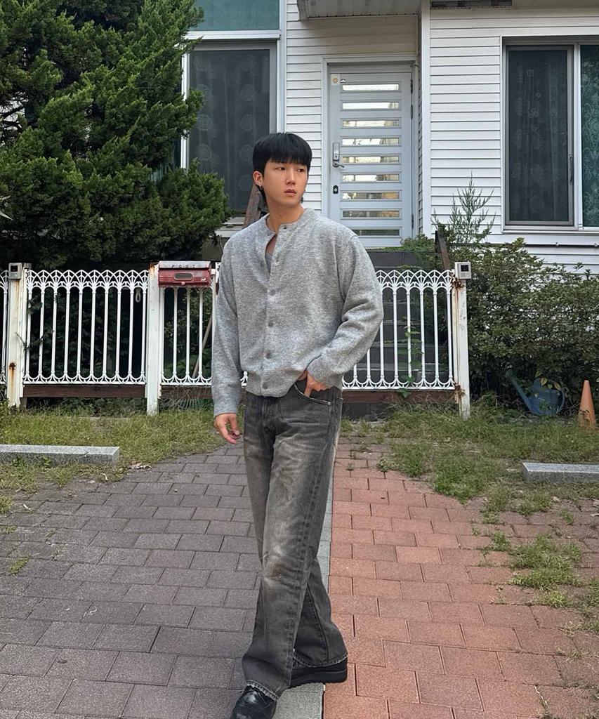 GNOK Wool Round Neck Knit Cardigan [Gray]