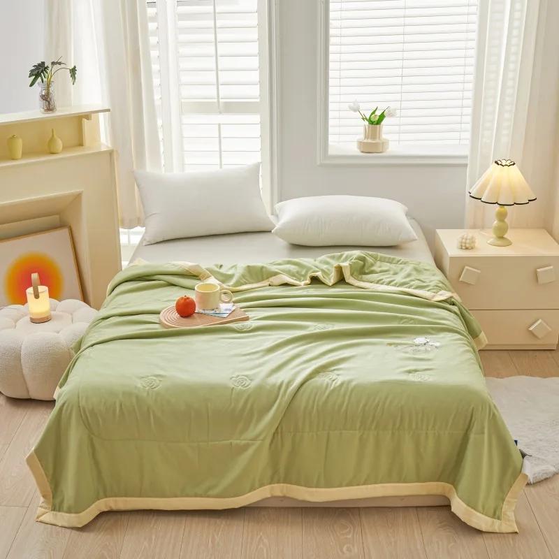 Summer Cooling Blanket Breathable Cool Down Air Condition Quilt Lightweight Summer Comforter with Double Side Cooling Fabric
