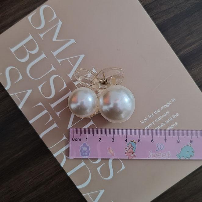Lovely Pearl Geometric Hair Claw Clips for Women Girls Hairpin Crab Headband for Hair Washface Accessories Headwear Ornament
