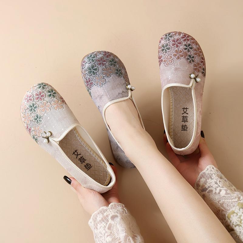 Middle-aged and Elderly Women's Summer Round-toe Soft-soled Comfortable Lightweight Single Shoes Fashionable Versatile, Non-slip and Wear-resistant