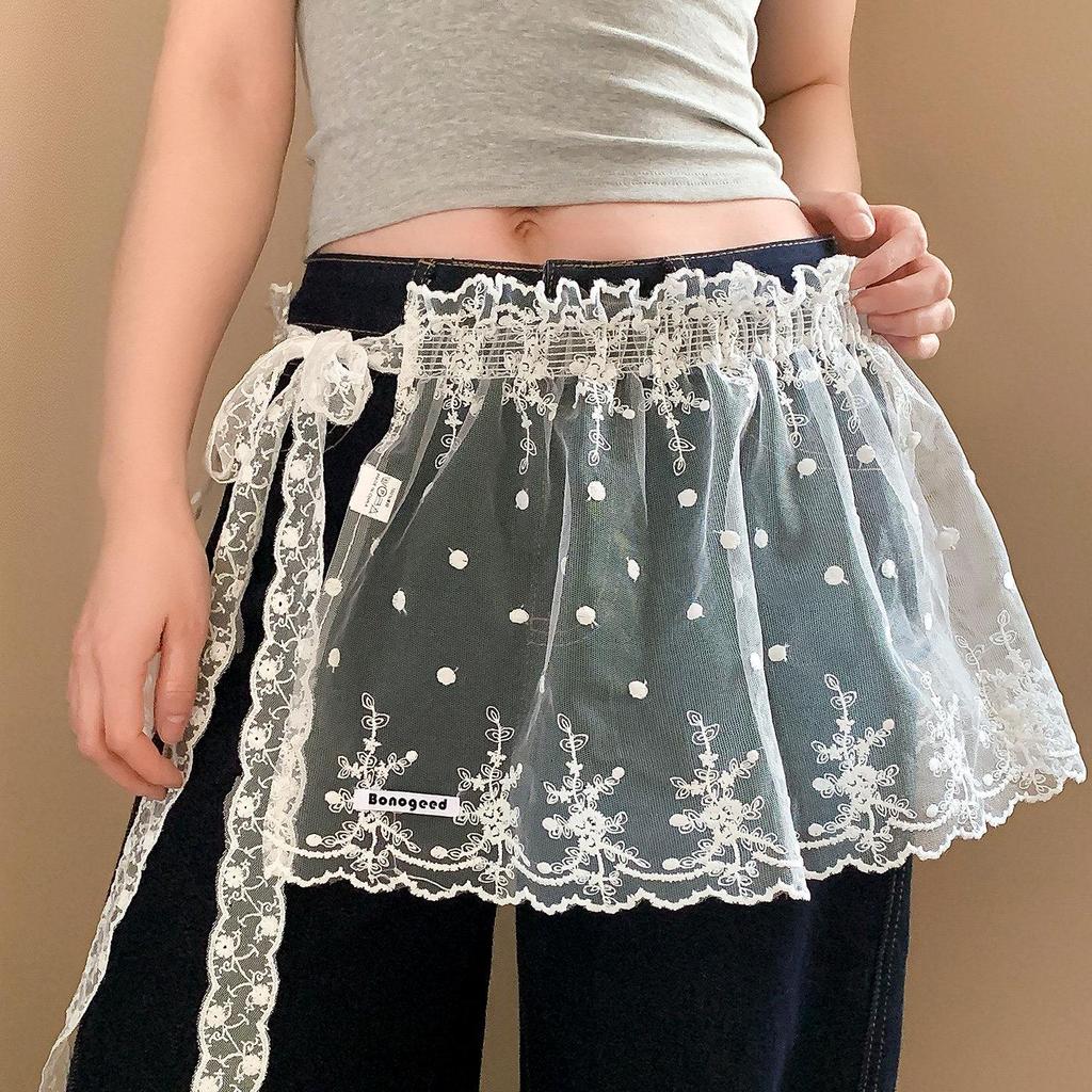 Korean Mesh Polka Dot Lace Butt Curtain: Chic Layering Waist Accessory for Girls with Pants & Skirts.
