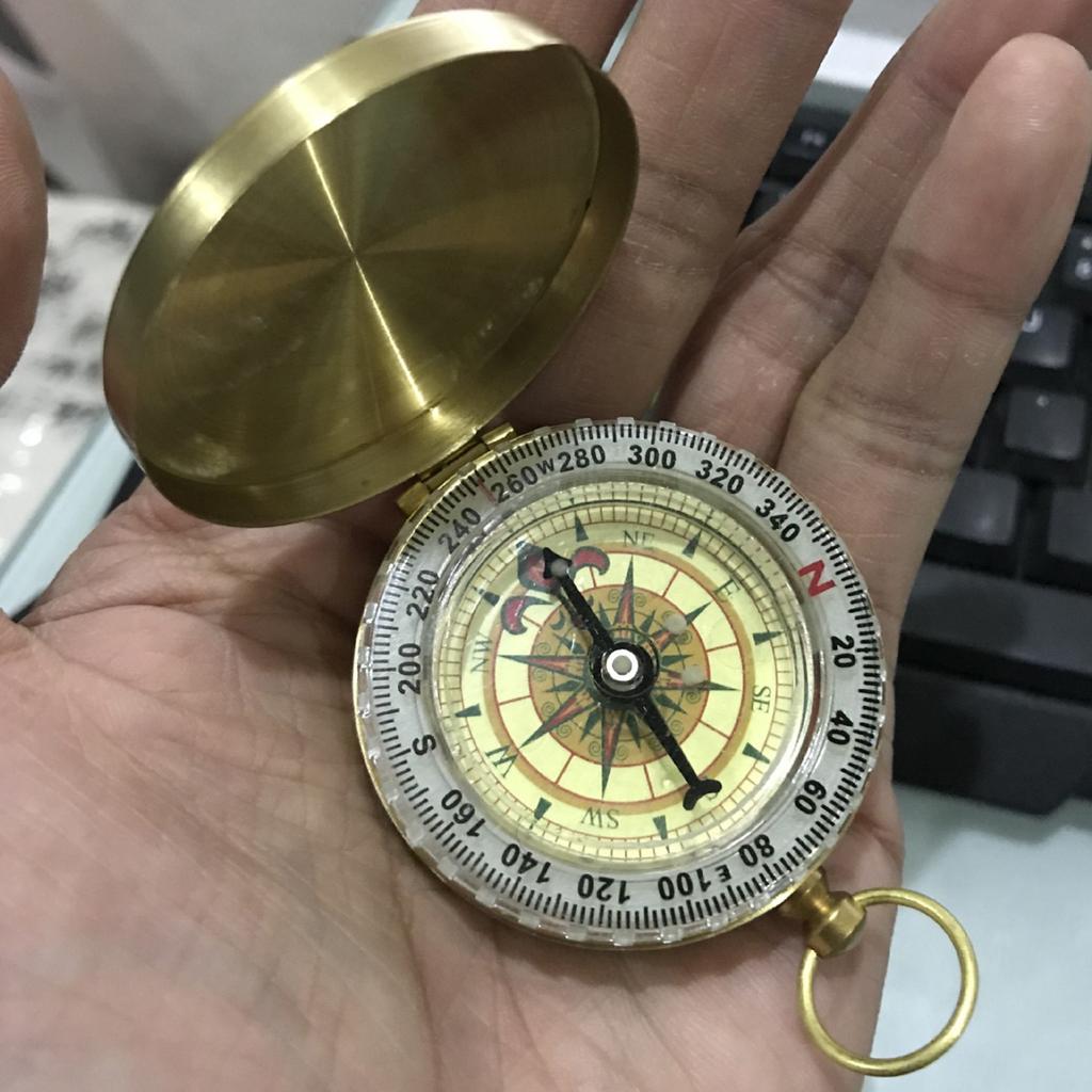 Outdoor Camping Pocket Compasses with Cover Coppers Luminously Compasses Portable Navigation Tool Travel Gift