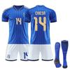 Εφήβοι Παιδιά Ενήλικες Προσαρμοσμένο Όνομα Σετ Φανέλες Ποδοσφαίρου Παγκόσμιο Κύπελλο FIFA 2026 Ιταλία Εντός Έδρας #14 Chiesa Σετ Φανέλας Προπόνησης με Κάλτσες