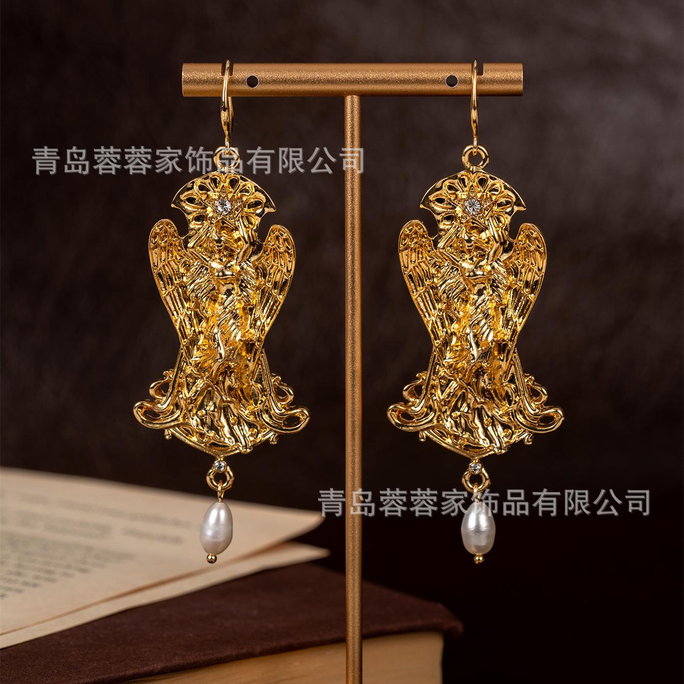 

Antique Style Earrings French Light Luxury High-end Feel Unique Baroque Gold Niche Design