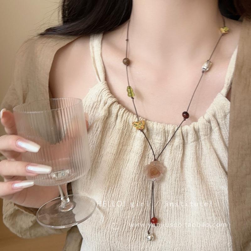 New Chinese Beaded Butterfly Camellia Necklace Women s Country Retro Ethnic Clavicle Chain Tassel Long Sweater Chain