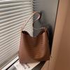 Woven bag Bucket bag Women's large-capacity new fashion commuter shoulder underarm bag Crossbody handbag